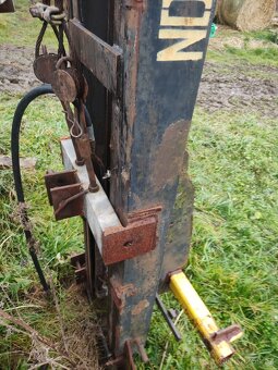 Věž z VZV za traktor - 2