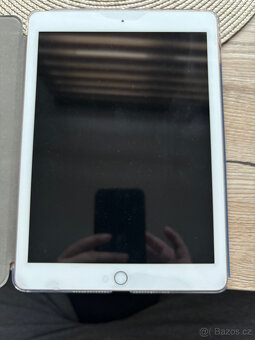 Apple iPad 6 TOP STAV    - 2