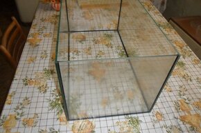 Prodám terárium pro želvu - 2