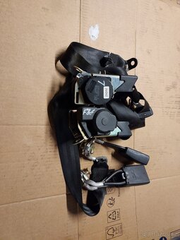 zadní pásy Fabia 1 - 2