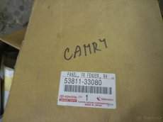 Blatník Toyota camry - 2