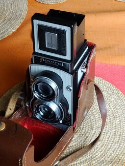 Starý fotoaparát - 2