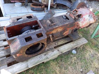 Zetor 4011 převodovka - 2