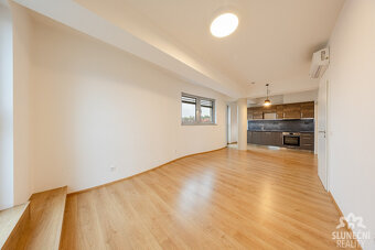 Pronájem bytu 2+kk s terasou, 49 m², Uherský Brod - Masaryko - 2