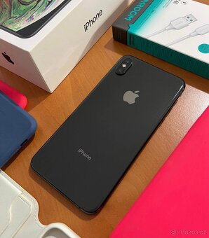 iPhone X 64 GB - 2