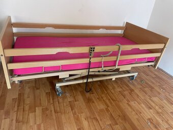 Elektrická polohovací postel - 2