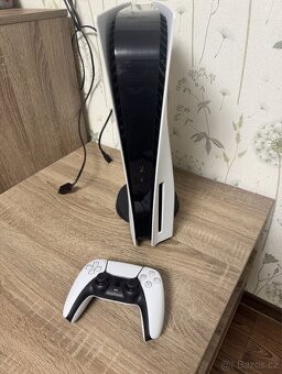 PlayStation 5 s mechanikou - 2