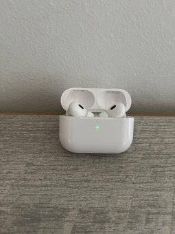 Prodám 1 měsíc používané Airpods pro 2 - 2