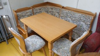 Rohová lavice+rozkl.stůl+2židle - 2