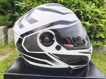 Výklopná přilba na motorku. Velikost 2XL. Nová - 2