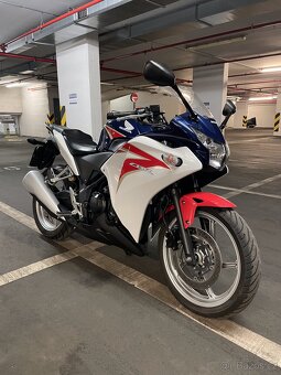 Honda CBR 250R - Rok 2011 - Najeto 17.844km - 2