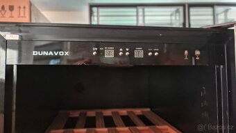 Lednice na víno černá Dunavox 180 cm - 2