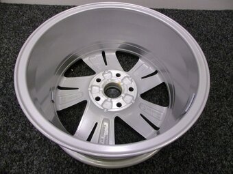 Nová alu kola Volkswagen Golf 8 - 7x16 ET48 5x112x57 - 2