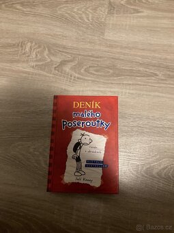 Prodám knížky deník malého poseroutky - 2