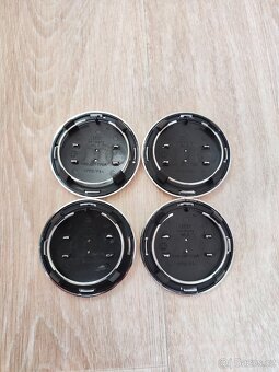Středové krytky kol Audi 69mm černé - 2