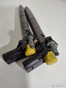 Vstřikovač VAG Originál 03L130277 - 2