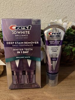 Bělící zubní pasta Crest z USA - 2