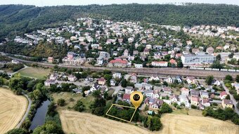 Stavební pozemek v Praze 16 - 2
