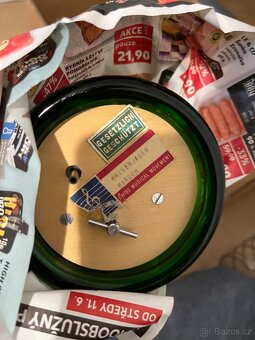 Pohár s hrajícím strojkem - 2