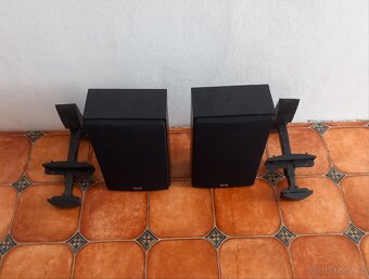 ELAC Debut 2.0 On-Wall

a držáky - 2