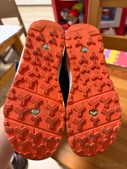 dětské boty Quechua MH 500, vel. 33 - 2