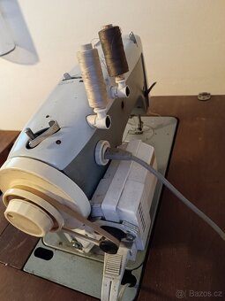 Šicí stroj Veritas - 2