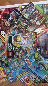 Figurka Steve + časopisy - 2