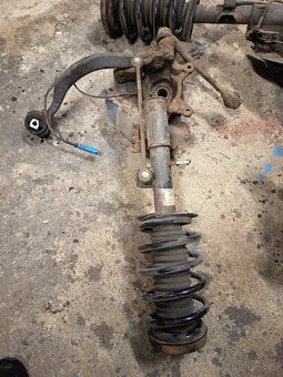 Těhlice BMW X5 e53 - 2