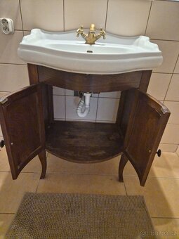 Retro skříňka do koupelny - 2