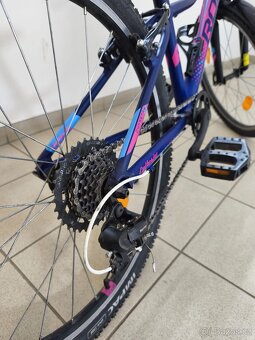 Rock machine Catherine 24" - 2