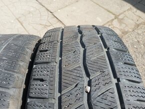 Pneu 215/65 R16C - 2