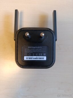 Xiaomi Mi Wi-Fi Extender Pro - 2
