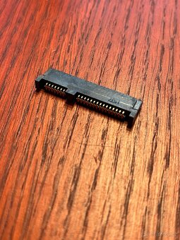 HP elitebook 820 g2 SATA konektor - 2
