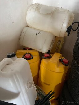 Prodám Kanystry 50L. - 2