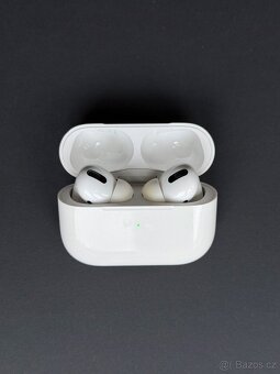 AirPods Pro 1 — pouzdro + pravé sluchátko - 2