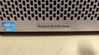 Server HP ProLiant ML350e Gen8 - 2