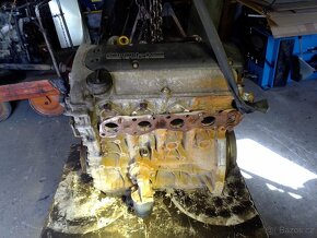 Suzuki Ignis 1.3i motor M13A 61kw - 2