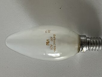 Žárovka 60W svíčka, matová - 2