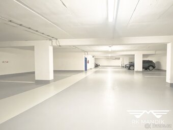 Garážové stání, 10m2 - ul. Kytlická 780, Praha - Prosek - 2