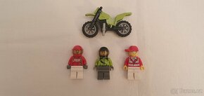 LEGO City 60116 Záchranářské letadlo - 2