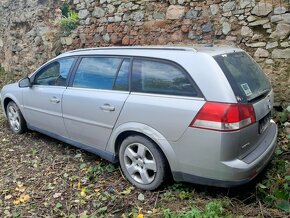 Opel Vectra Station Wagon 1.8i, 103.kw, 2006, náhradní díly - 2