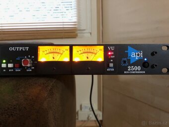 Kompresor API 2500 Dual Stereo Bus Compressor - 2