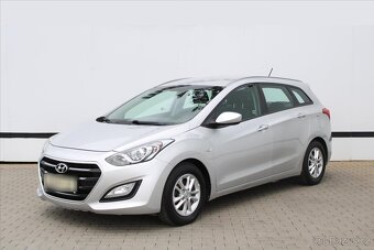Hyundai i30 1.6i 88kW 56.000KM 1.MAJ. ČR (2016) - 2