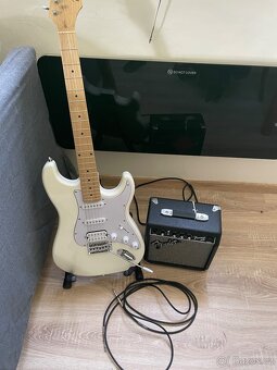 Elektrická kytara s kombem - 2