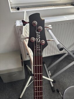 Baskytara Cort Action Plus 4 BK - 2