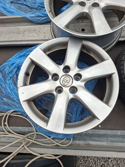 Toyota Rav4 disky - 2