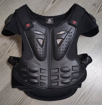 Dětský chránič – hrudník, záda, ramena, páteř - 2