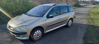 Peugeot 206sw 1.4HDI tažné zařízení,klimatizace - 2