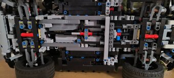 Lego 42110 Land Rover Defender - RC- motorizováno - 2