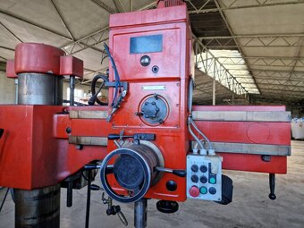 Otočná vrtačka VO 32 - 2